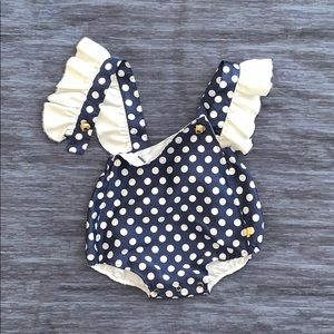 chua baby clothes